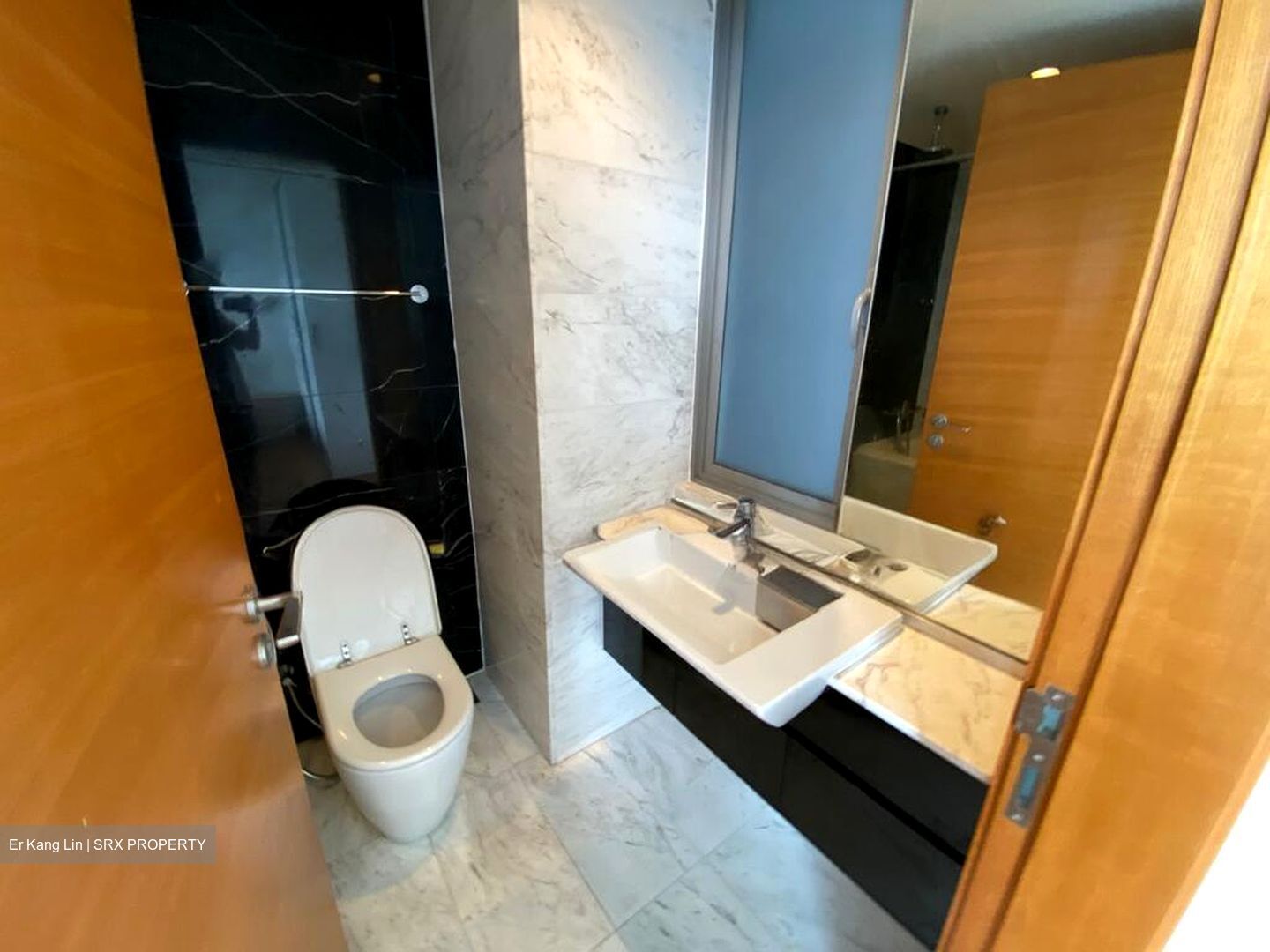 Centro Residences (D20), Condominium #497531171